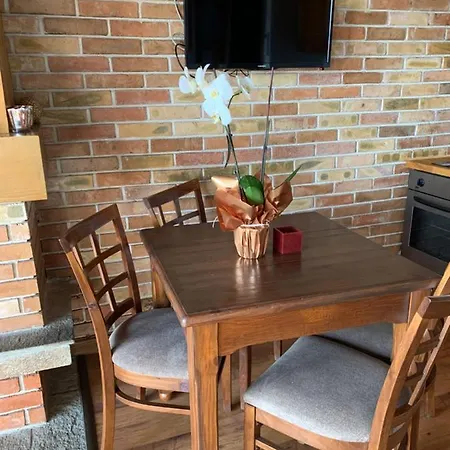 Katarino Mountain House Dağ evi *